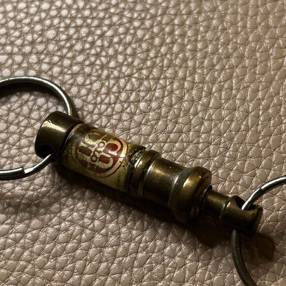 Vintage US Motors Keychain Flawed Heavily Rusted - Picture 9 of 9